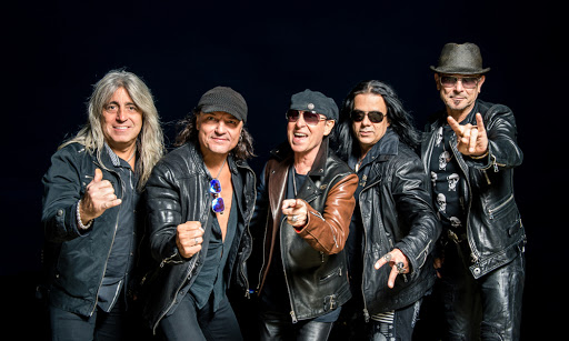Scorpions regalan trozos del muro de Berlín por 30 años de «Wind of Change»