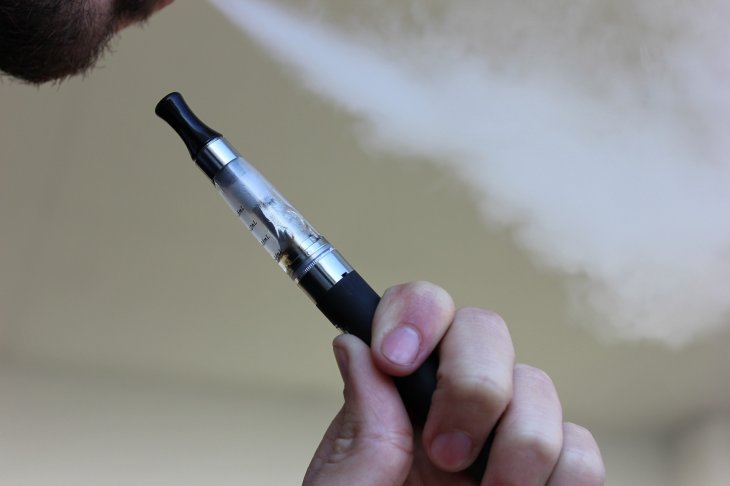 Especialista recomienda el no uso de cigarrillos electrónicos