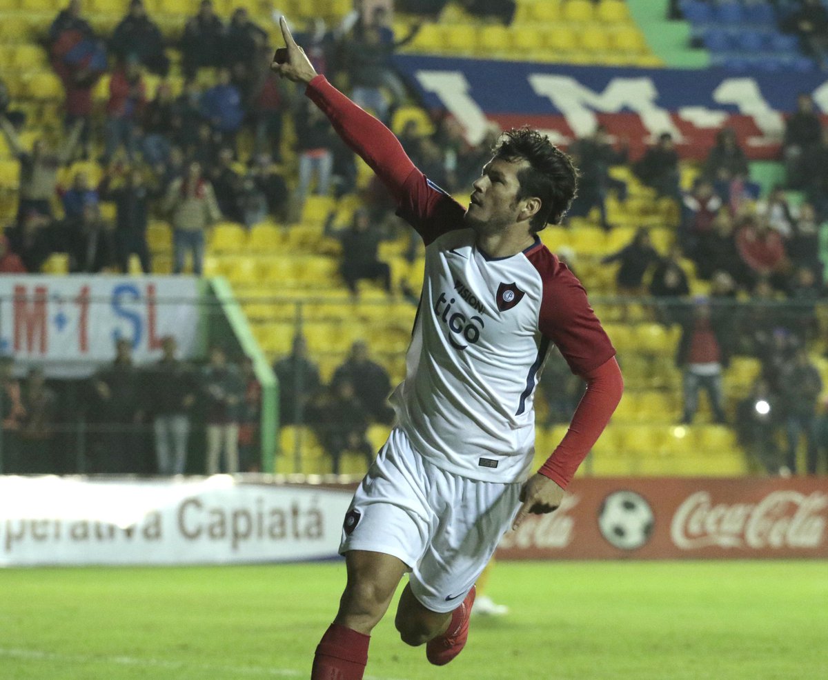 El Ciclón superó al muy buen equipo de Cristóbal Colón