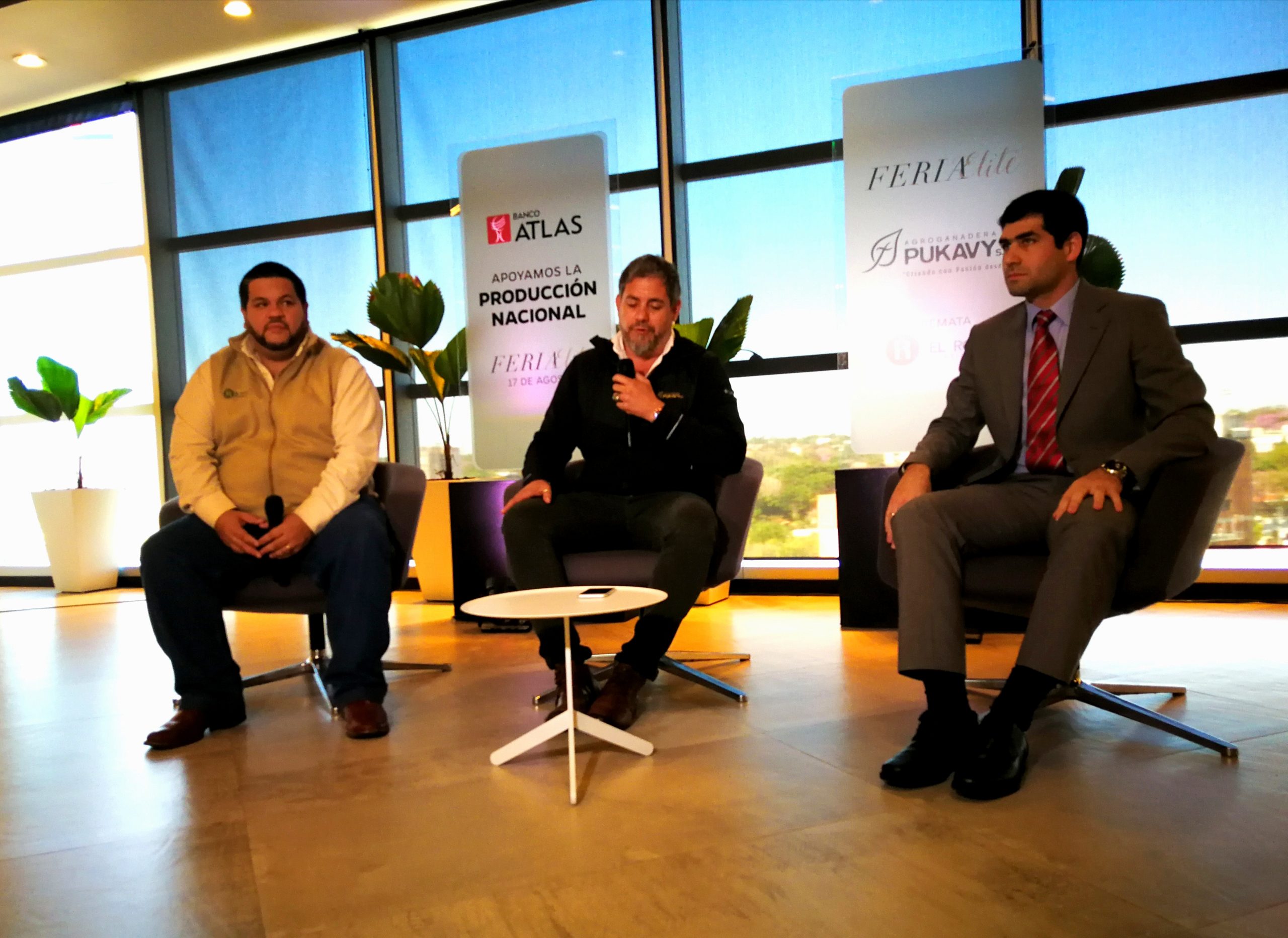 Banco Atlas presenta “Feria de élite Brangus 2018” de la Agroganadera Pukavy