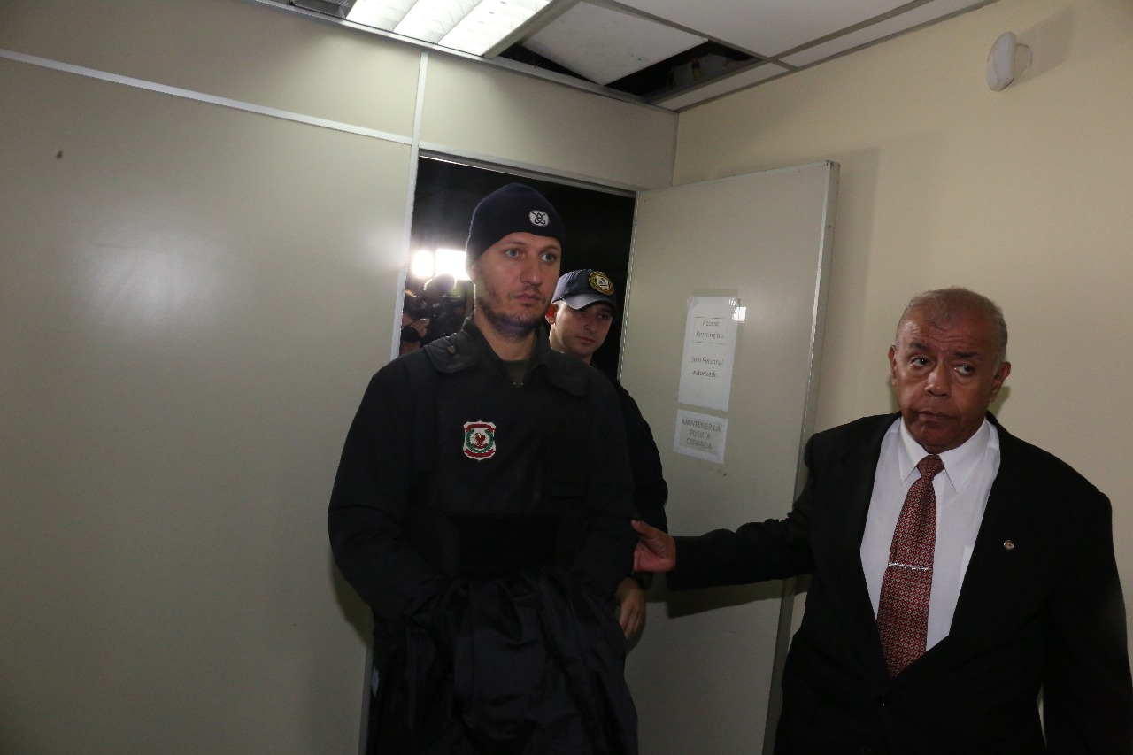 Abogado del libanés pide suspender audiencia por no contar con expedientes