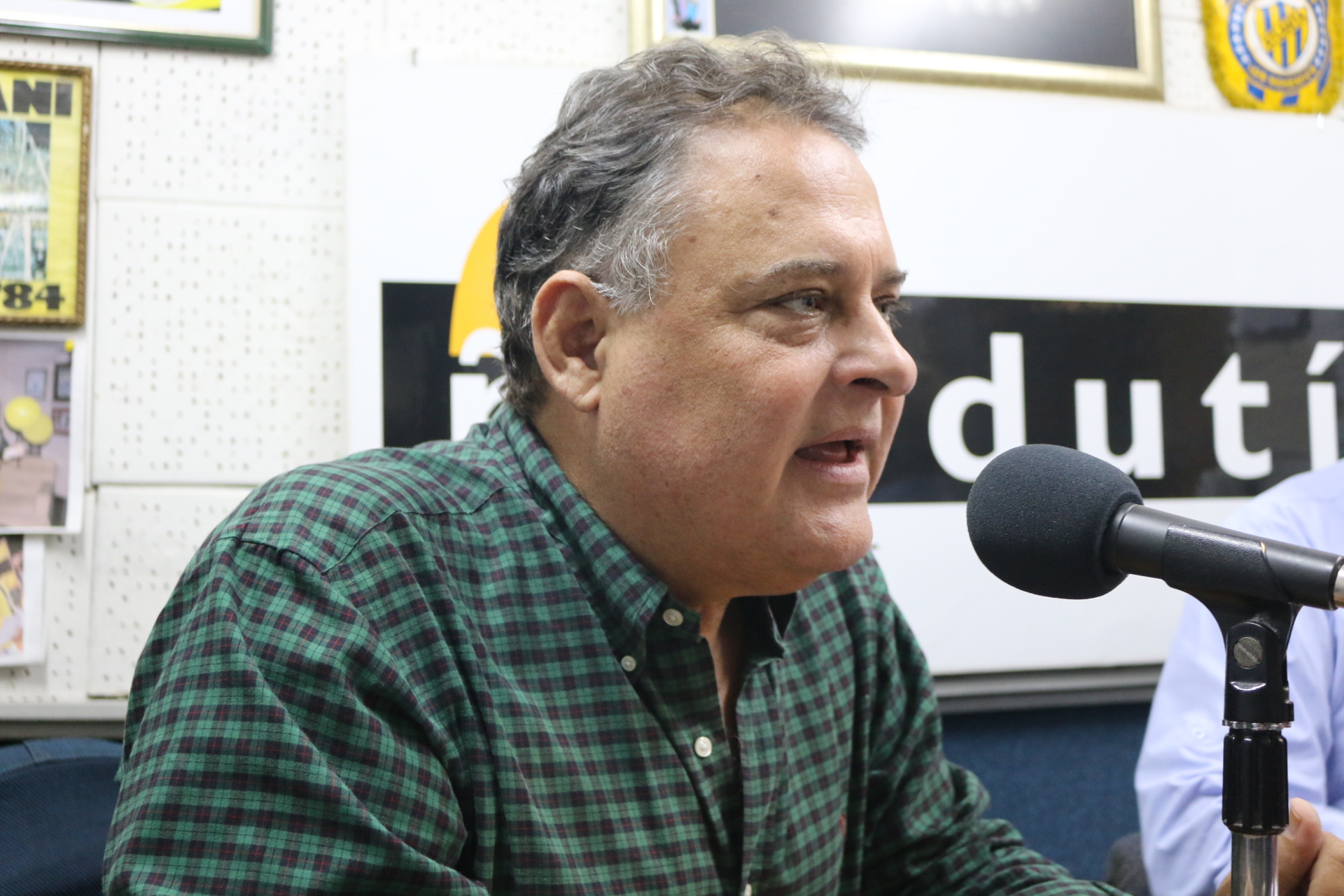 El Arqui sobre la crisis tras comicios: «Empezar con una guerra así está mal»