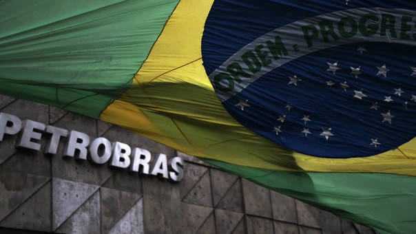 Registran gabinetes de dos parlamentarios brasileños vinculados a Lava Jato