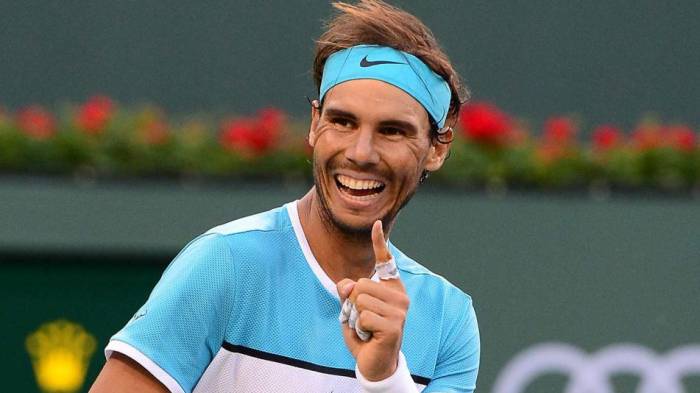 Nadal: «No me sorprende que Tsitsipas sea finalista»