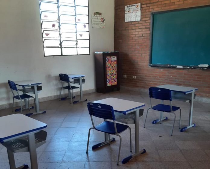 Equipos de riesgo en cada departamento evaluarán condiciones en escuelas para clases presenciales