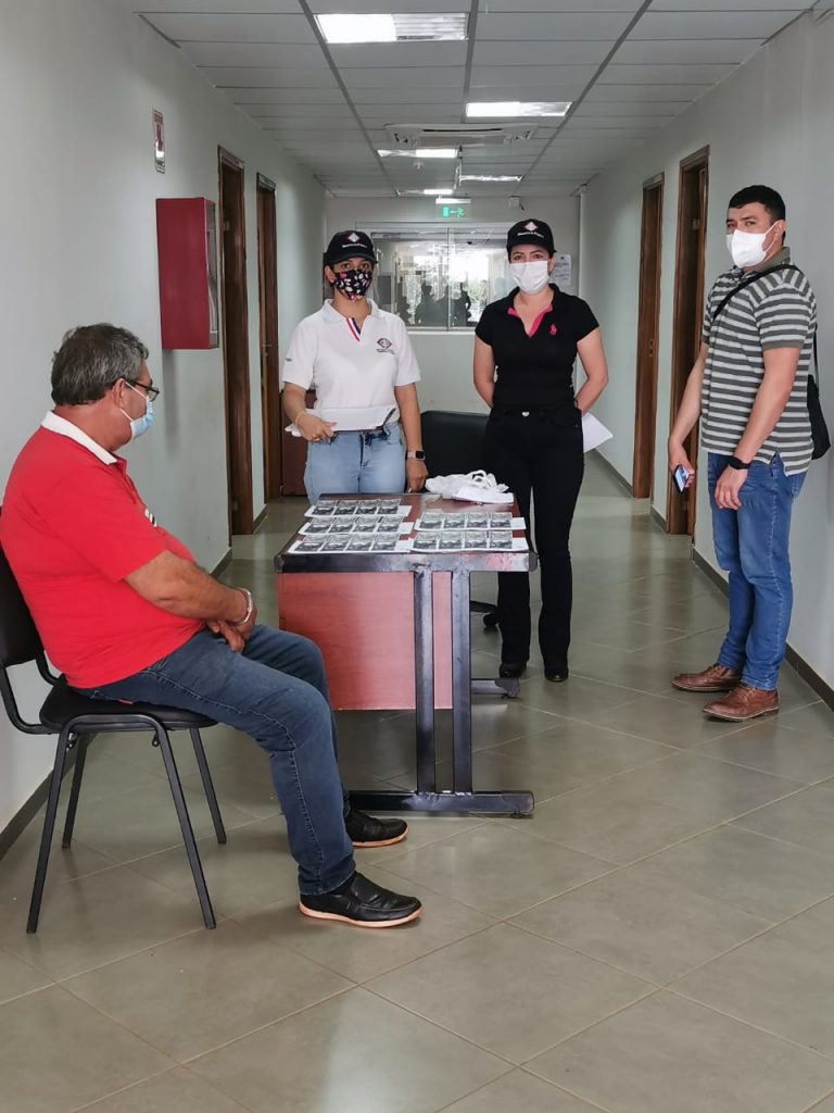 Detienen a un hombre que era miembro de un grupo que pedía dinero y se ...