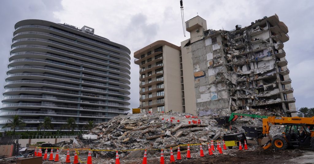 Derrumbe en Miami: Sin esperanzas de hallar más sobrevivientes, suspendieron las tareas de rescate