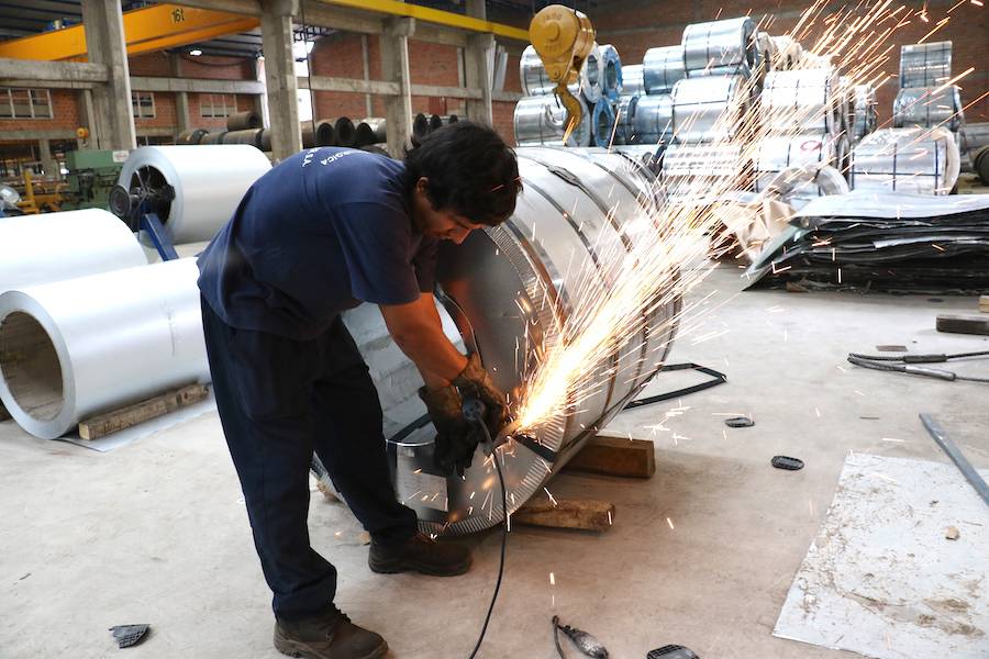 Candidatos políticos muestran poco interés hacia el sector industrial, afirma miembro de la UIP