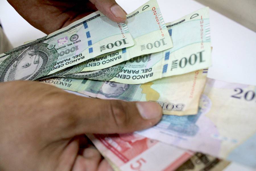 Conasam define hoy el reajuste del salario mínimo