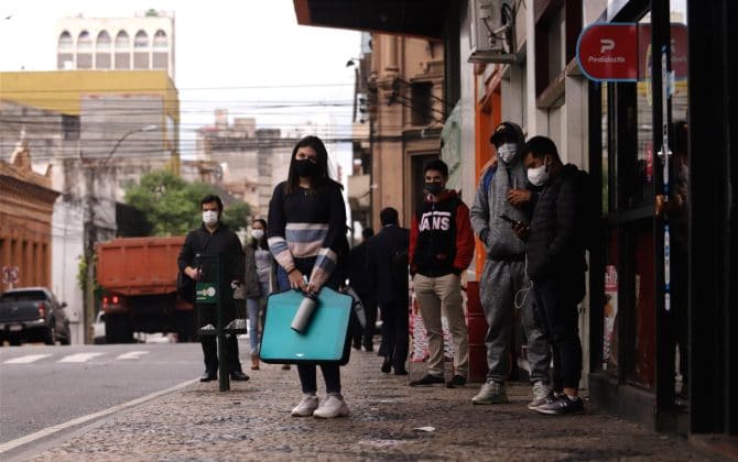 Pronostican clima fresco a cálido con lluvias dispersas para este martes