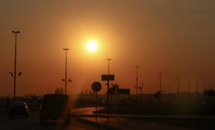 Martes frío a cálido con cielo despejado, según Meteorología
