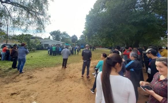 Vecinos que se oponen a instalación de antena estarían usando a niños como escudo, según comisario