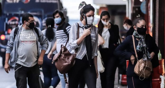 Anuncian lluvias dispersas y clima fresco para este jueves