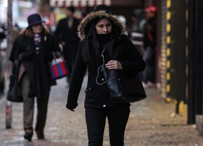 Anuncian clima fresco y lluvias ligeras para este viernes