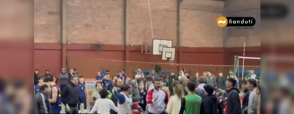 Padre que agredió a joven de 17 años no portaba arma al momento del incidente, aseguran