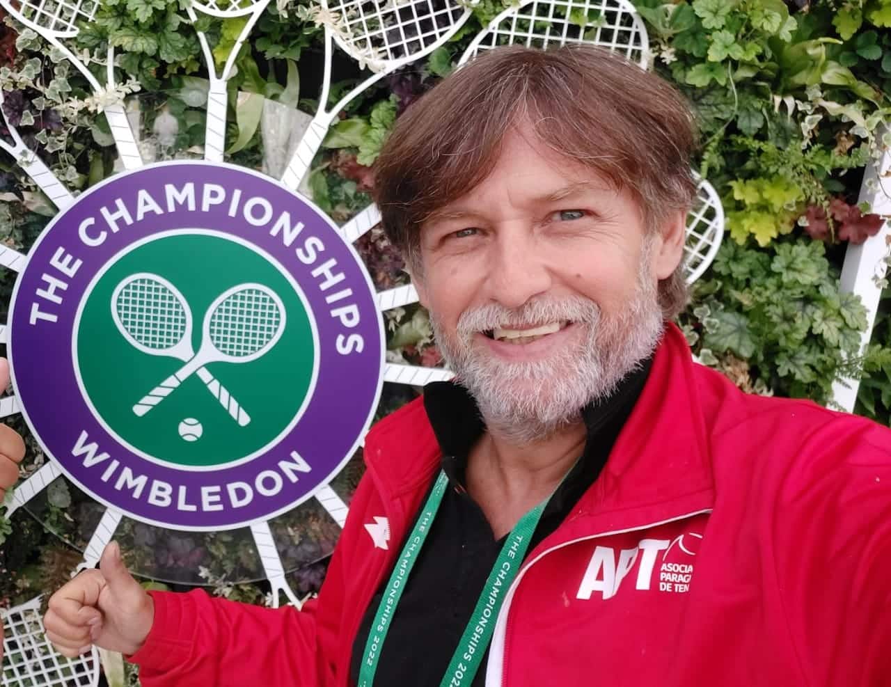 Compatriota logra que Djokovic salude a sus seguidores de Paraguay