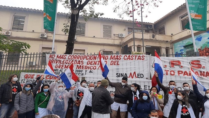 Sindicato de Médicos claman por mejoras salariales y laborales: «Hace 10 años no hay reajuste»