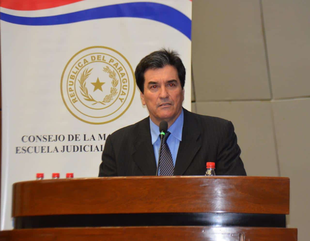 “Se debe dialogar para resolver conflictos en la justicia», dice electo como ministro de la Corte
