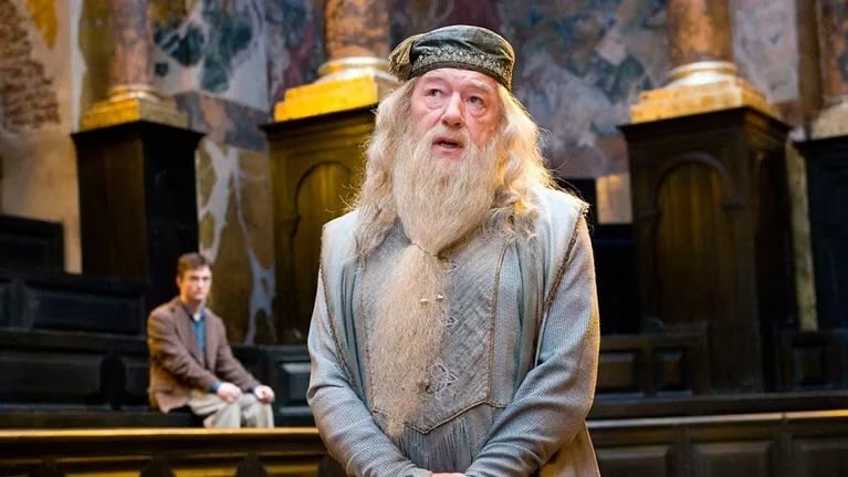 Varitas arriba, confirman el fallecimiento de “Albus Dumbledor” a sus 82 años
