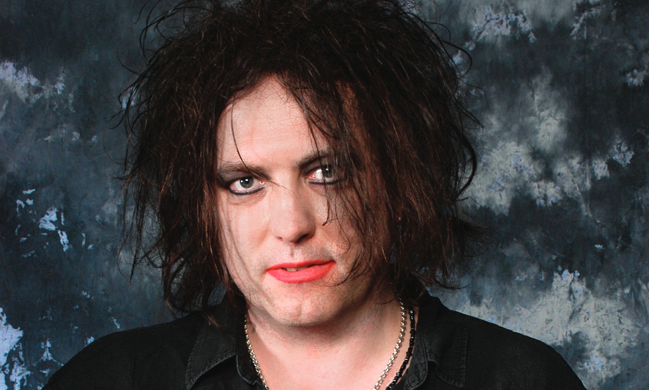 El frontmande The Cure cumple 65 Años