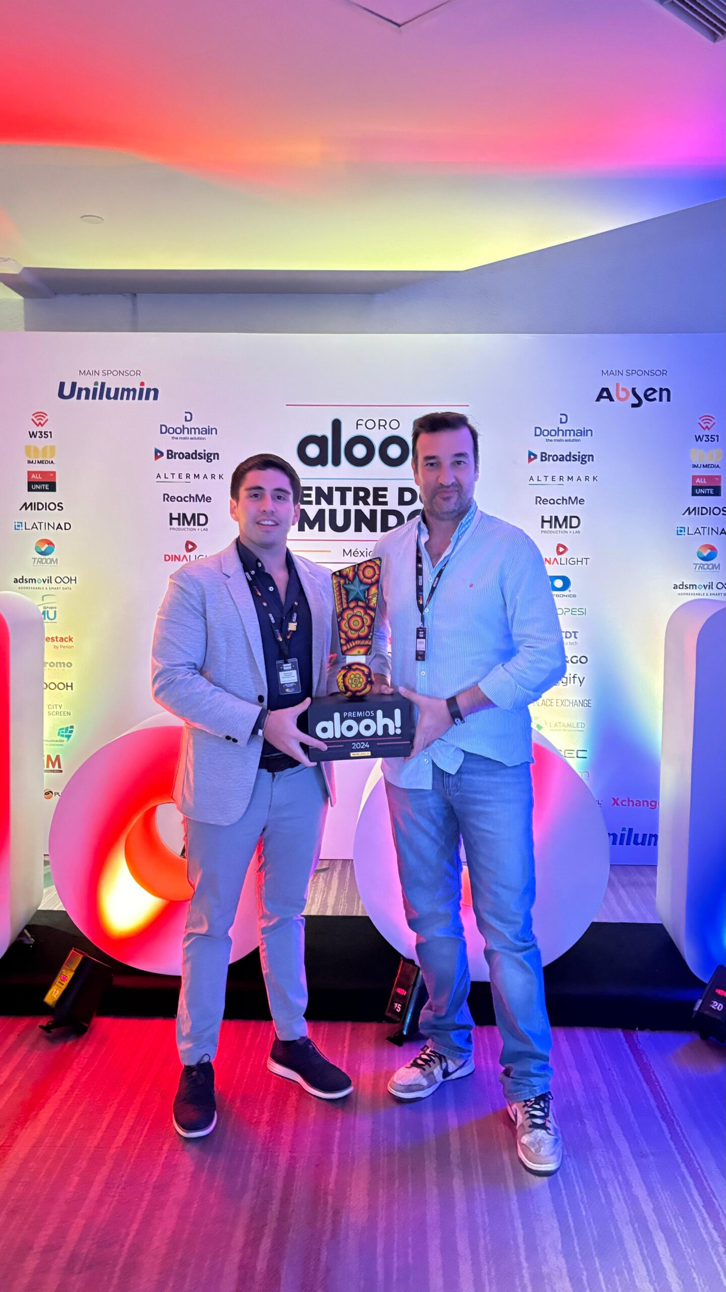 Amplify recibe galardón en el “Foro Alooh! Latinoamérica” 