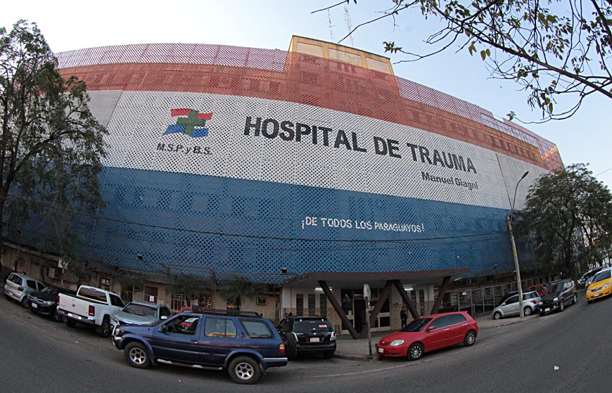 Grupo de médicos costeará operación de un joven accidentado