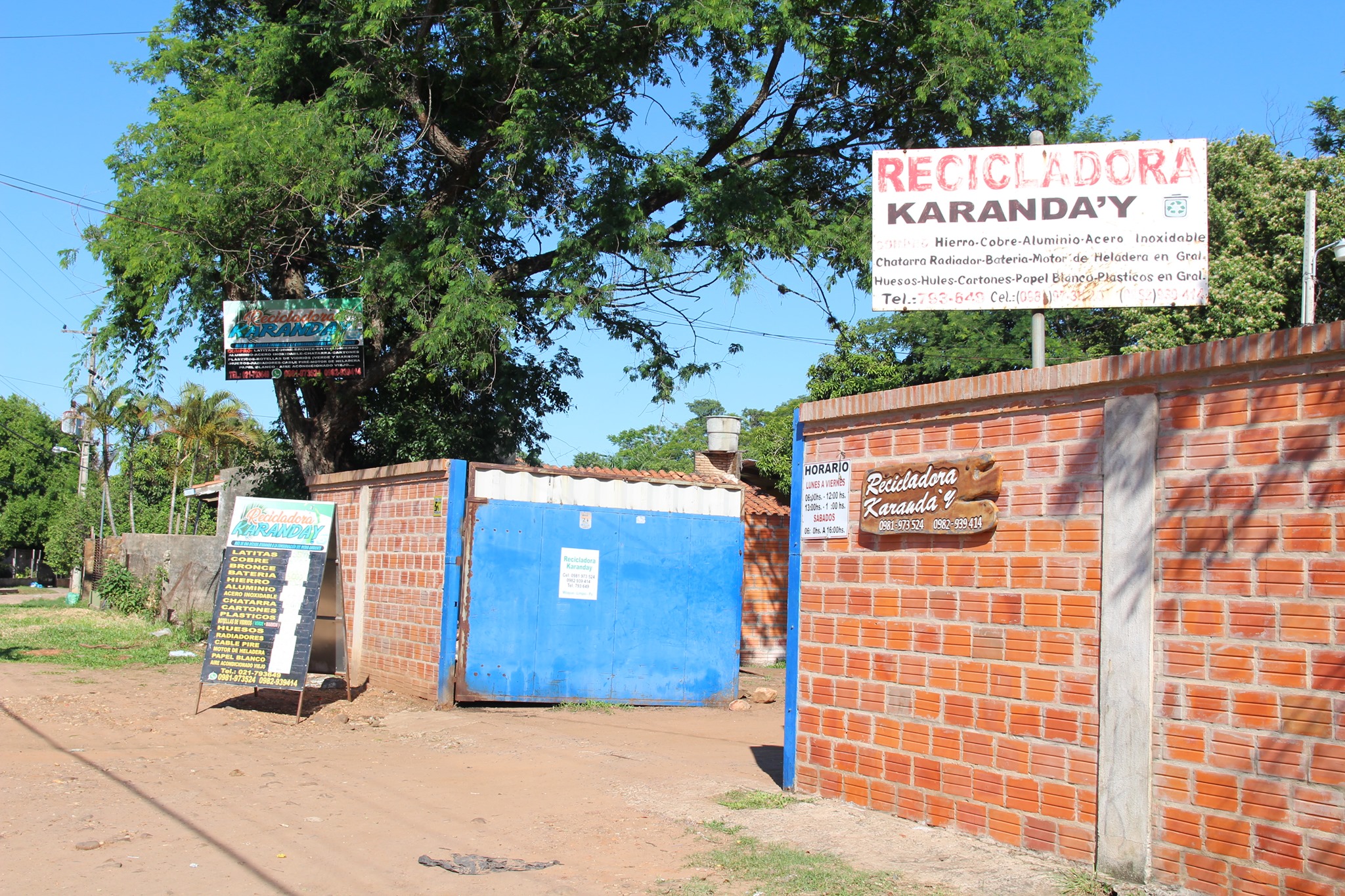 Asaltan recicladora en Limpio