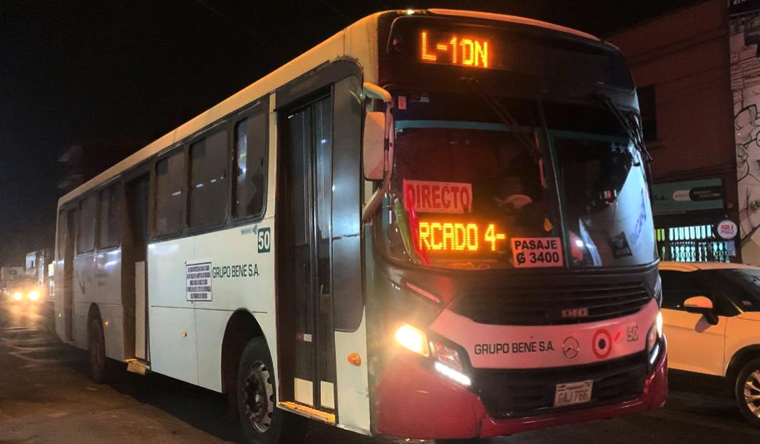 Nuevos itinerarios del servicio nocturno «Buho» conectarán el área metropolitana