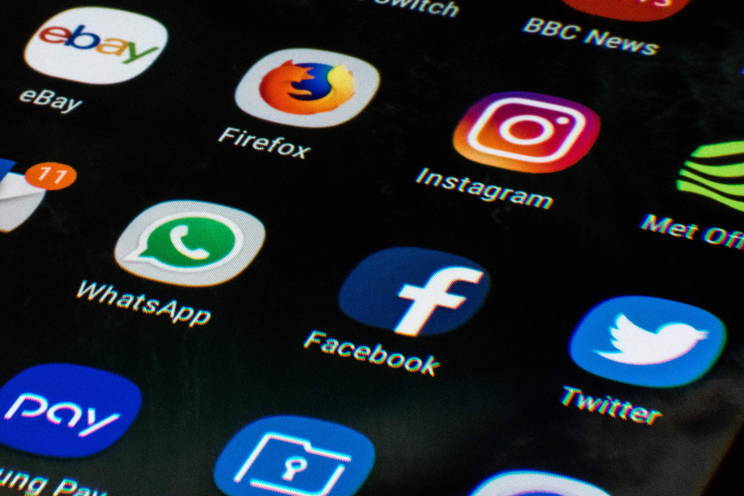 Filtran más de 16.000 millones de contraseñas de Facebook, Apple, Telegram, entre otras apps
