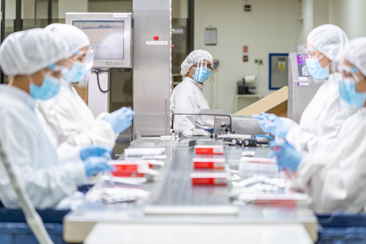 De Fapasa a Adium: Un nuevo capítulo para el liderazgo farmacéutico en Paraguay y Latinoamérica