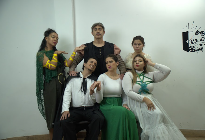 Noche de Shakespeare con una puesta inmersiva y 25 actores en “Shakespeare Night”