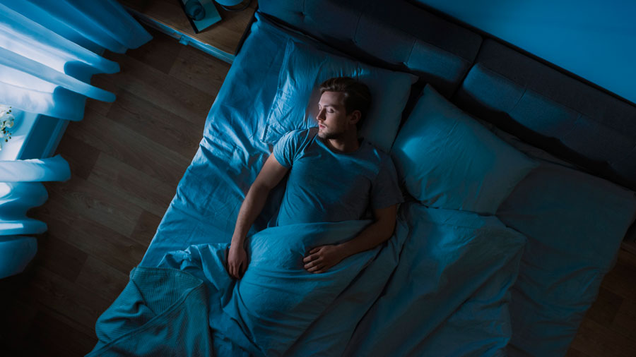 Despertarse varias veces en la madrugada: un problema para la salud