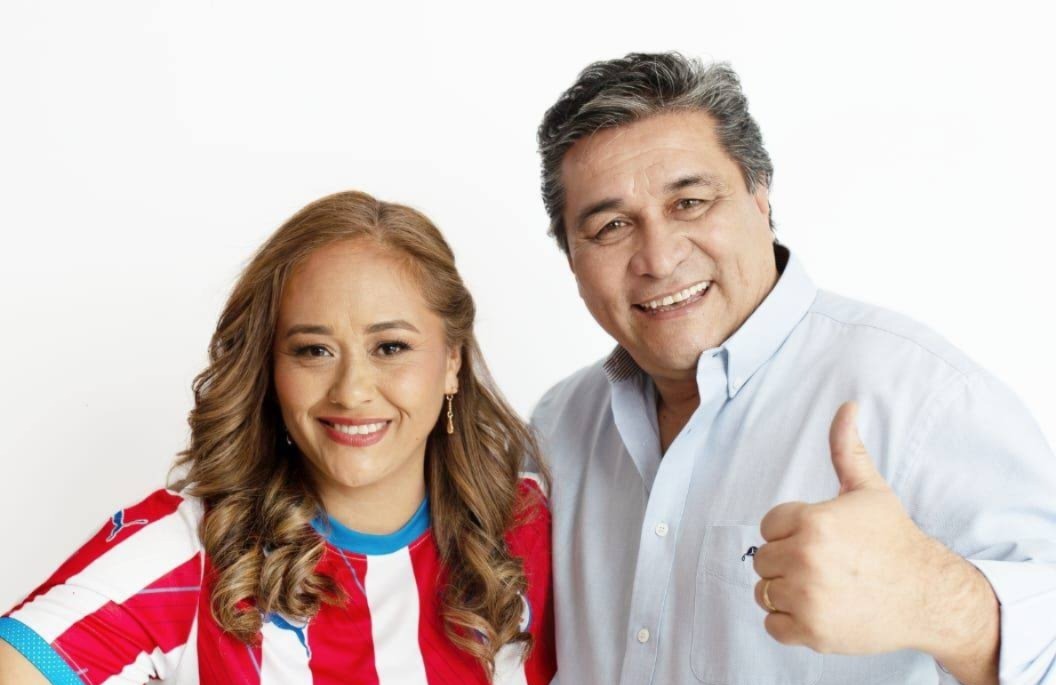 Precandidata a la concejalía de Ñemby trata de salvar a Defensor Público que aparece en campaña política