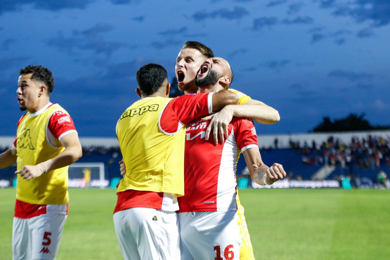 González: “Soy cerrista, por mí papá. El domingo vamos a entrar con todo ante Guaraní”