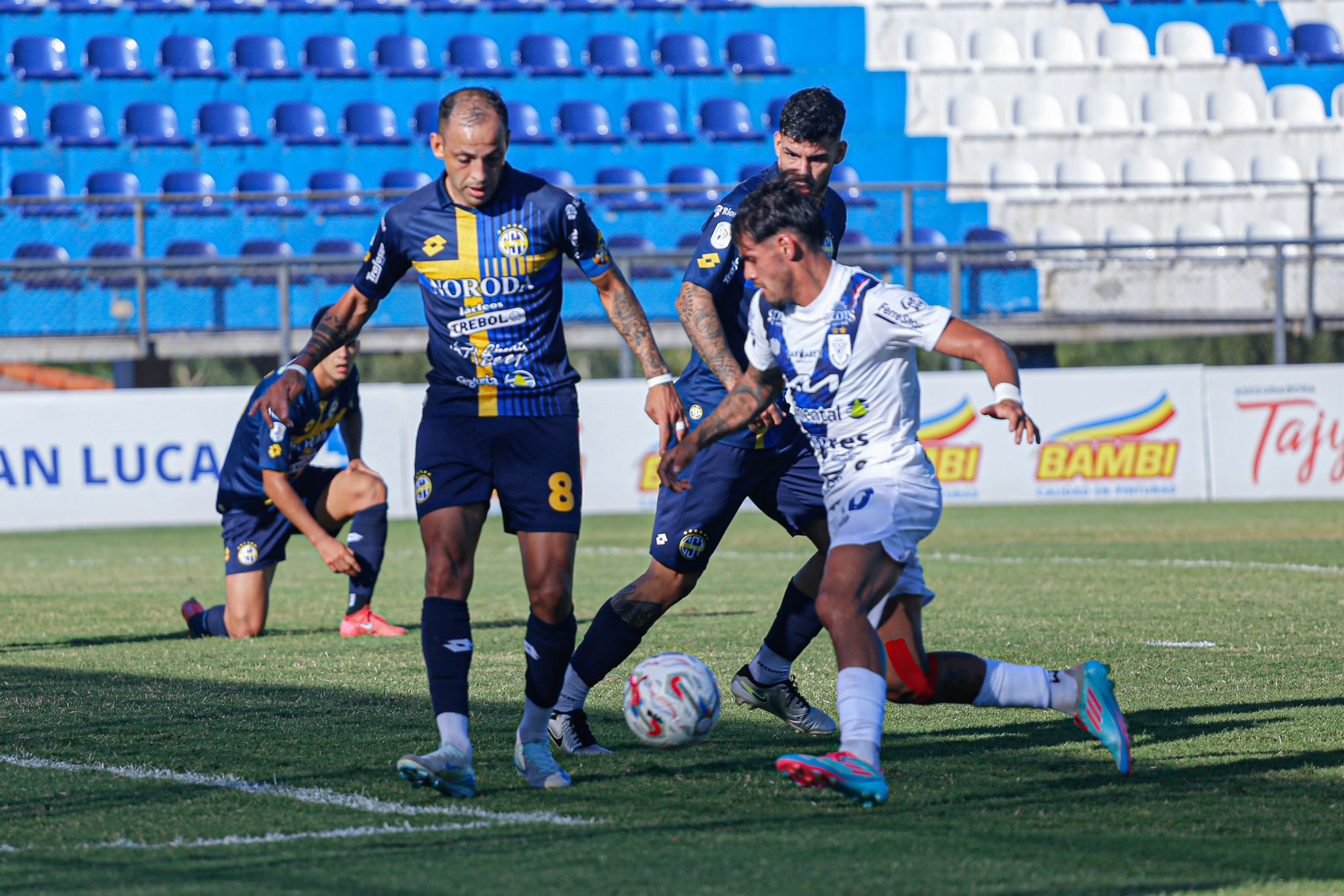 Ameliano y Trinidense cerraron el Clausura con un empate