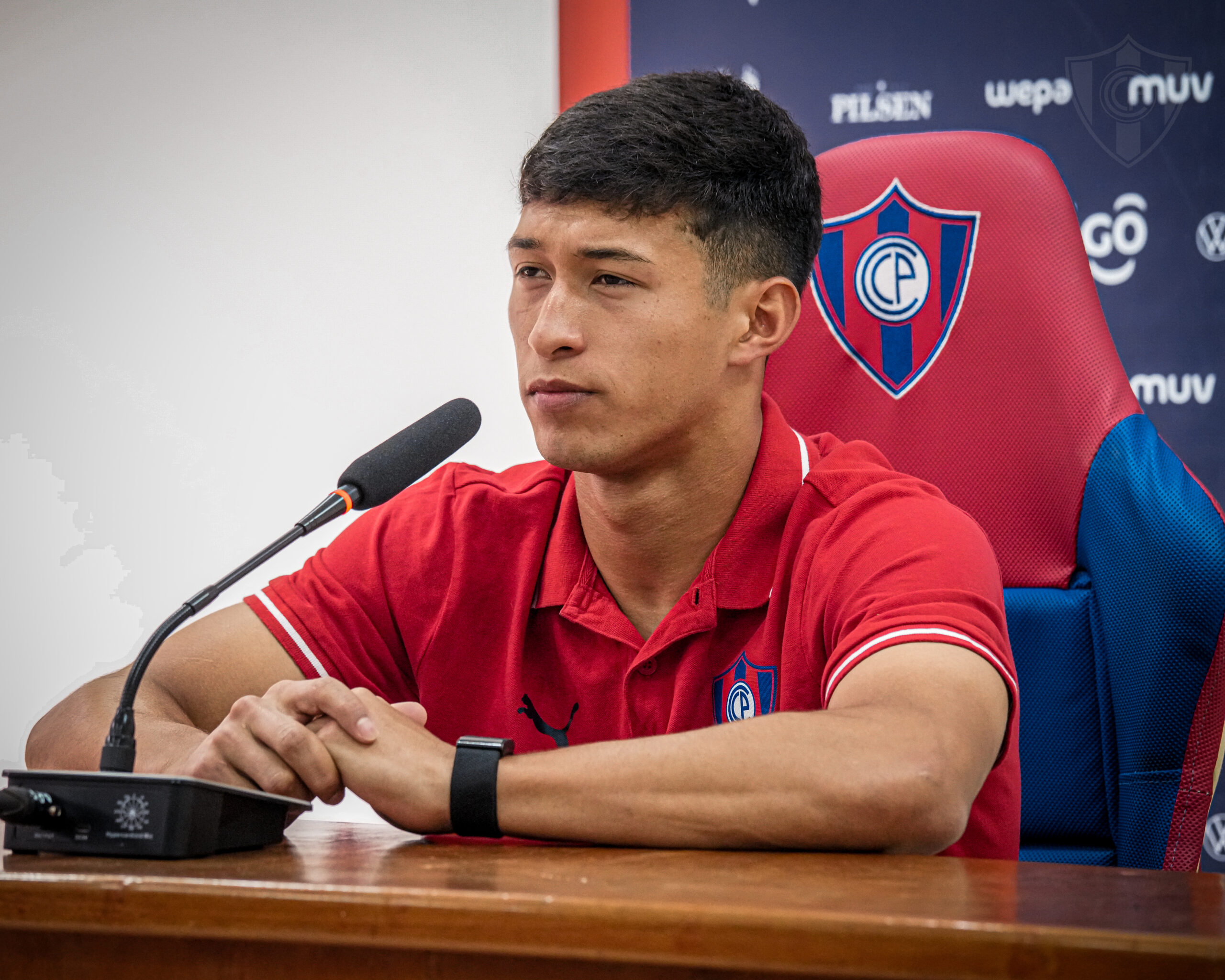 Rodrigo Gómez: “Es un sueño para mí poder estar en Cerro”