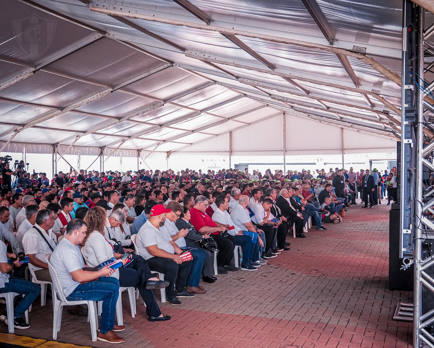 Martínez: “Es de suma urgencia aprobar los balances de Cerro para seguir operando”