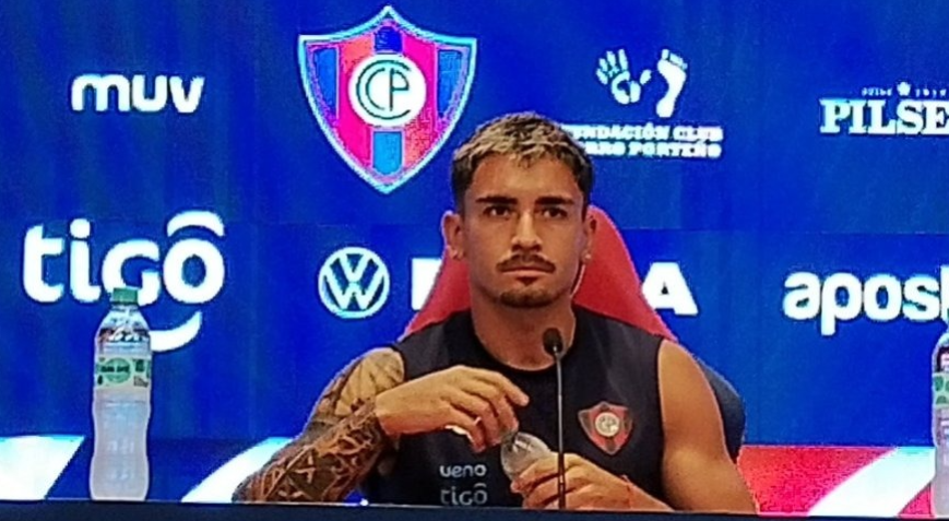 Torres pide a hinchas de Cerro que sigan apoyando