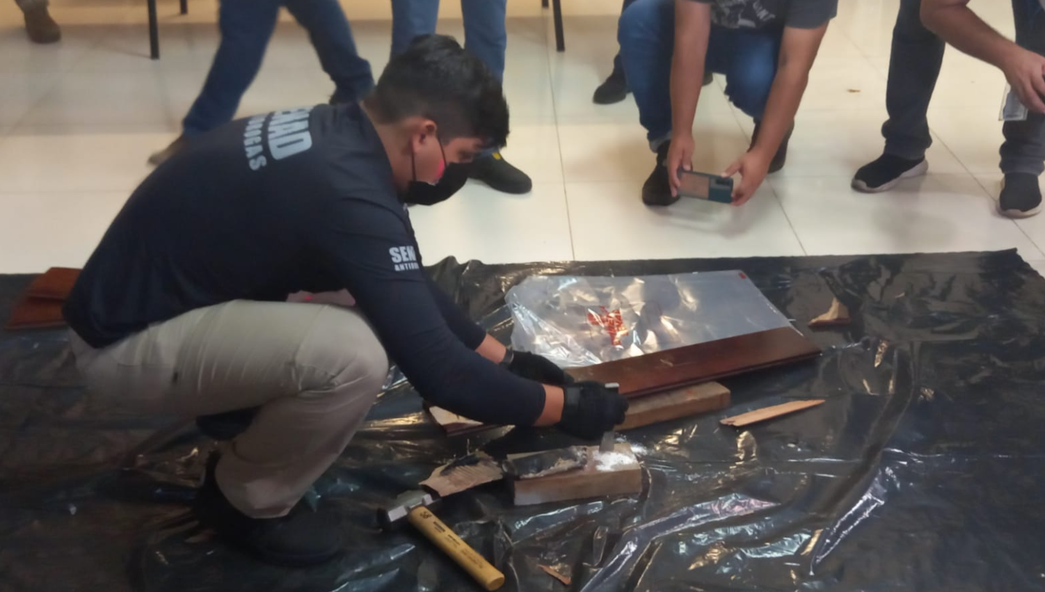 Usaba empresa de su suegro fallecido para enviar droga