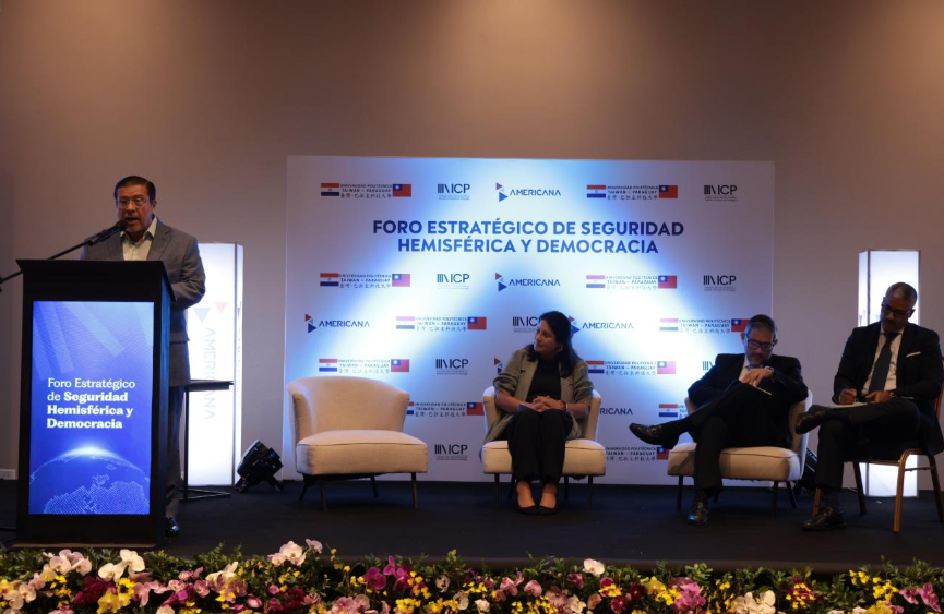 Universidad Americana acompaña foro internacional sobre seguridad hemisférica y democracia en Colombia